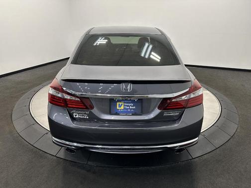 2017 Honda Accord Sport SE