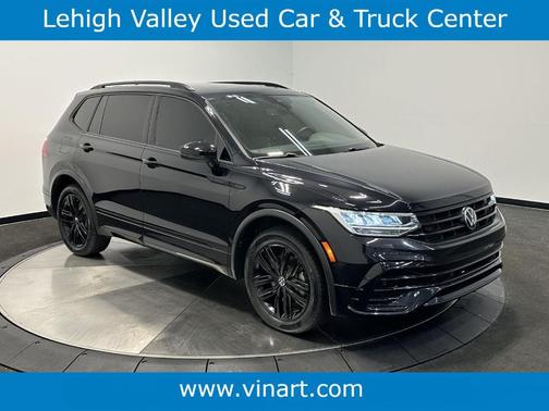 2022 Volkswagen Tiguan 2.0T SE R-Line Black