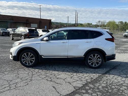 Platinum White Pearl 2022 Honda CR-V Hybrid Touring