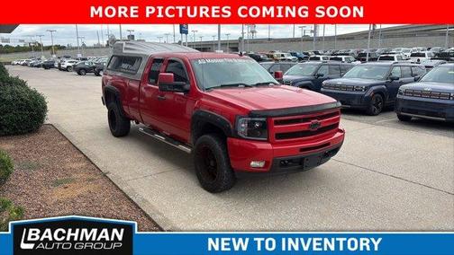 Victory Red 2011 Chevrolet Silverado 1500 LT