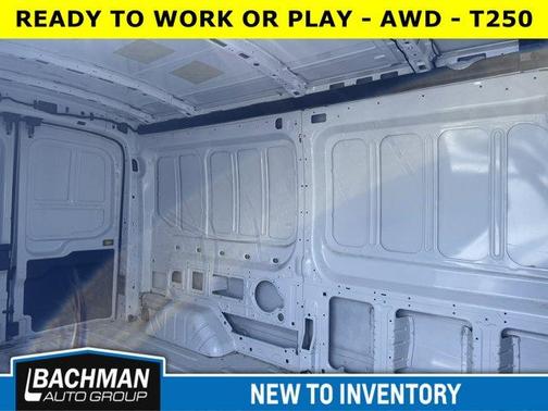 2023 Ford Transit-250 T250