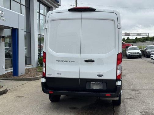 2023 Ford Transit-250 T250