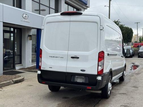 2023 Ford Transit-250 T250