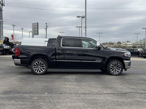 2025 RAM 1500 Limited