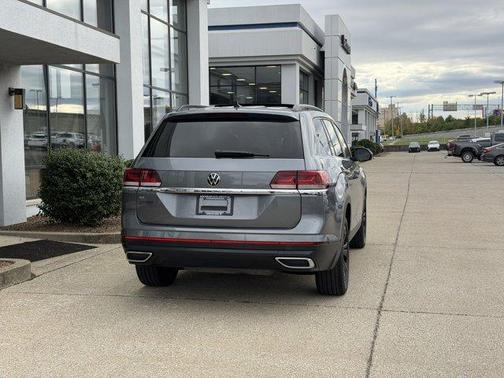 2023 Volkswagen Atlas 2.0T SE w/Technology