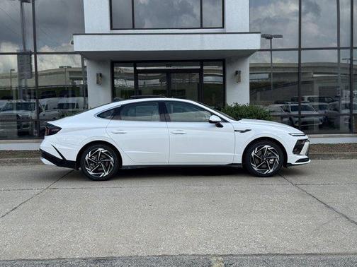 2025 Hyundai SONATA SEL Convenience