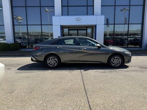 2025 Hyundai ELANTRA HEV Blue