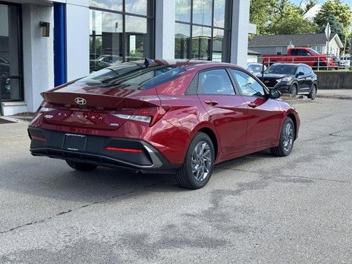 2025 Hyundai ELANTRA HEV Blue