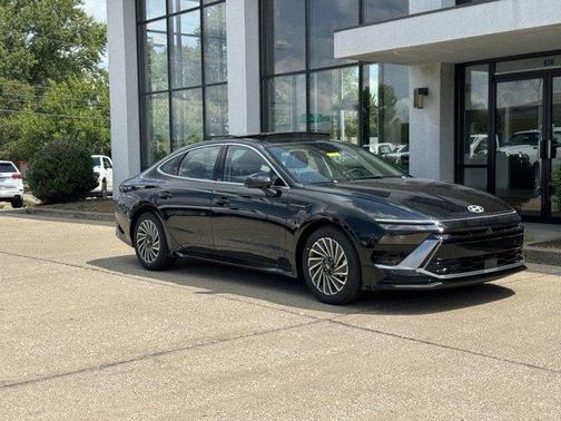 2025 Hyundai SONATA Hybrid Limited