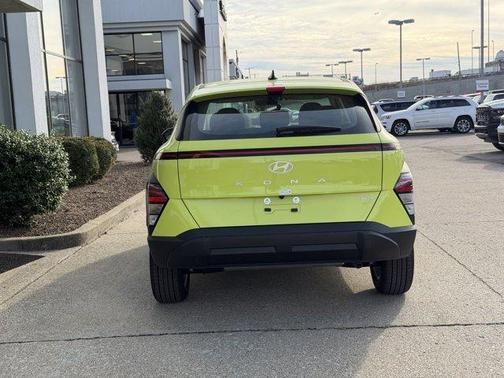2026 Hyundai KONA SE