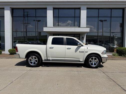 Pearl White 2016 RAM 1500 Laramie