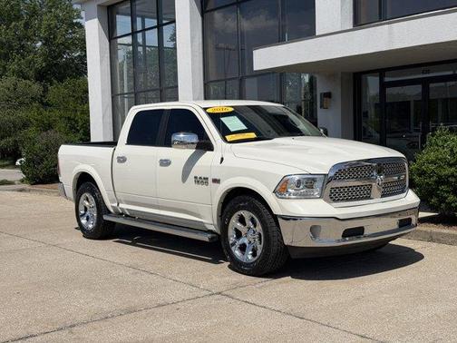 Pearl White 2016 RAM 1500 Laramie