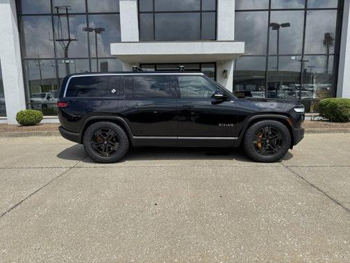 2023 Rivian R1S Adventure Quad Motor Large Pack