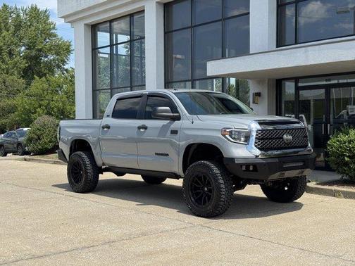 2018 Toyota Tundra SR5