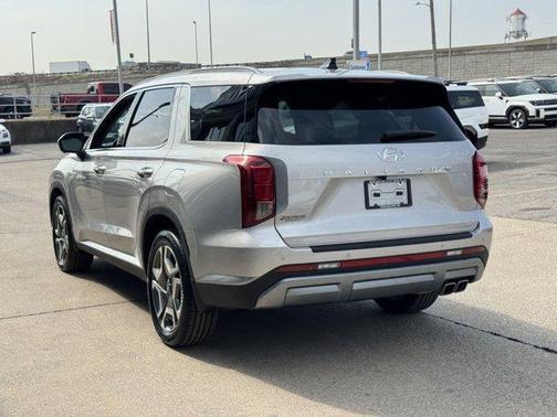 2025 Hyundai PALISADE SEL Premium
