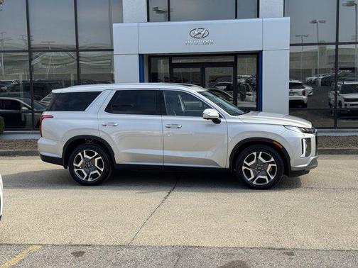 2025 Hyundai PALISADE SEL Premium