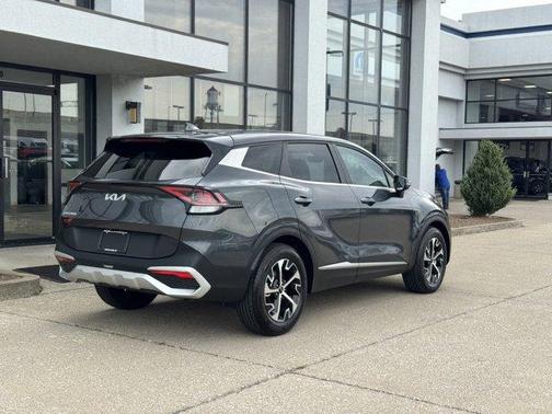 2024 Kia Sportage EX