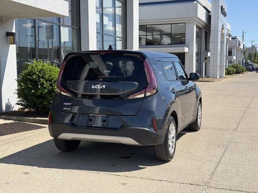 Gravity Gray 2025 Kia Soul LX