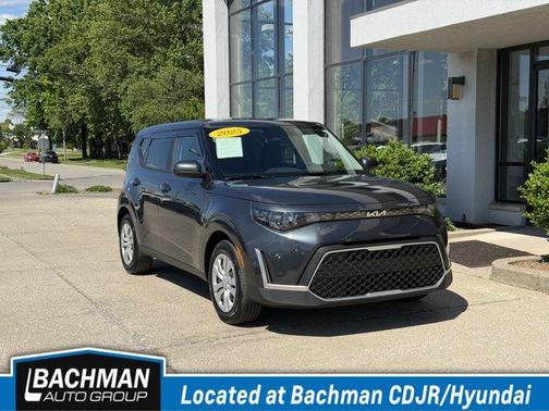 Gravity Gray 2025 Kia Soul LX