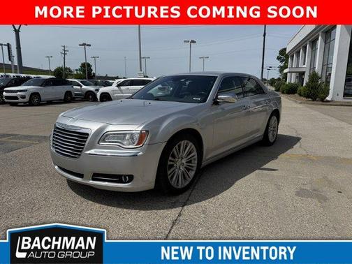 2012 Chrysler 300C Base