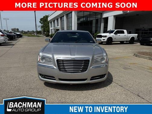 2012 Chrysler 300C Base