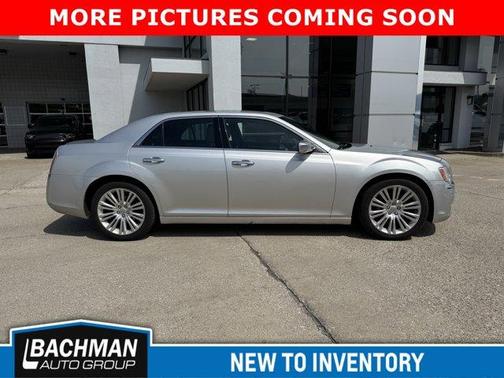 2012 Chrysler 300C Base