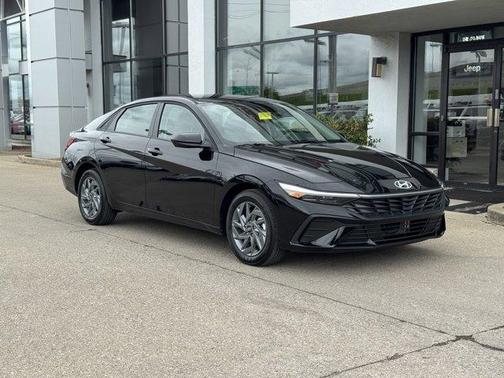 2025 Hyundai ELANTRA HEV Blue
