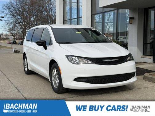 Bright White Clearcoat 2026 Chrysler Voyager LX