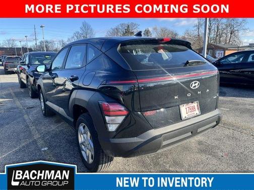 2025 Hyundai KONA SE