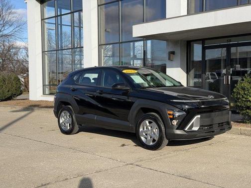 2025 Hyundai KONA SE