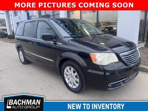 2013 Chrysler Town & Country Touring