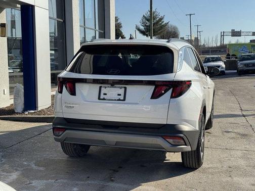 2025 Hyundai TUCSON SEL
