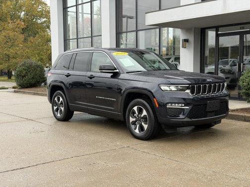 2022 Jeep Grand Cherokee 4xe Base