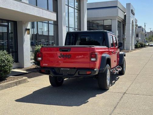 2023 Jeep Gladiator Sport