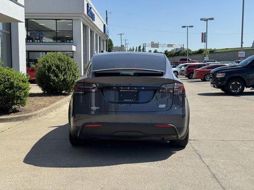 2023 Tesla Model X Standard Range