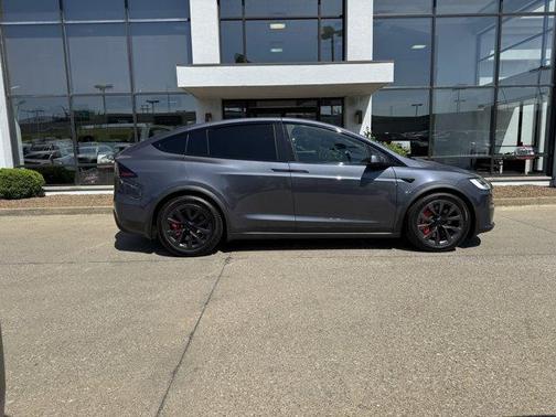 2023 Tesla Model X Standard Range