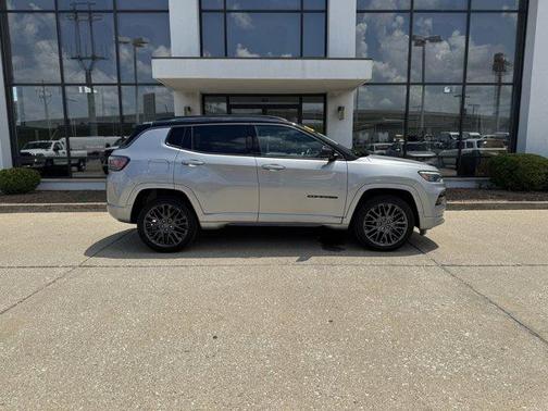 2022 Jeep Compass Altitude
