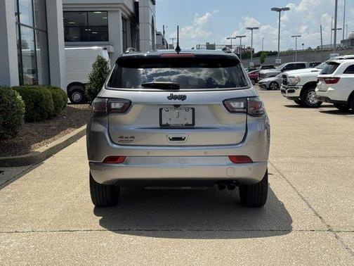 2022 Jeep Compass Altitude