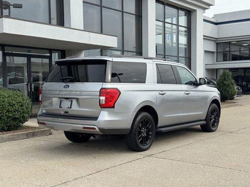 2024 Ford Expedition Max XLT