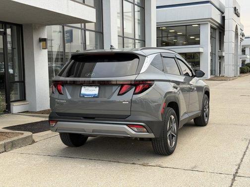 2025 Hyundai TUCSON SEL