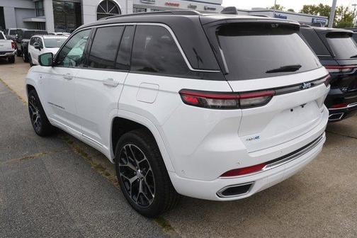 2024 Jeep Grand Cherokee 4xe Summit
