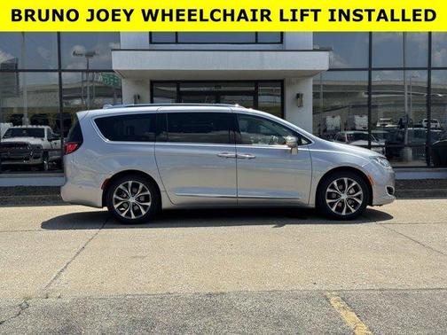 2019 Chrysler Pacifica Limited