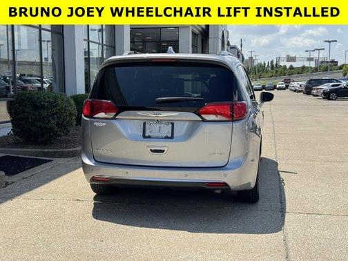2019 Chrysler Pacifica Limited
