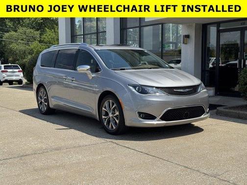 2019 Chrysler Pacifica Limited