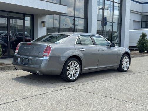 2011 Chrysler 300 Limited