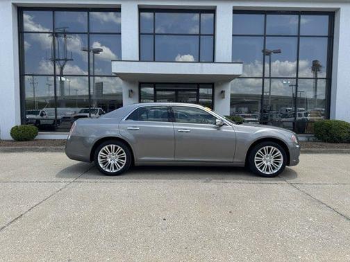 2011 Chrysler 300 Limited