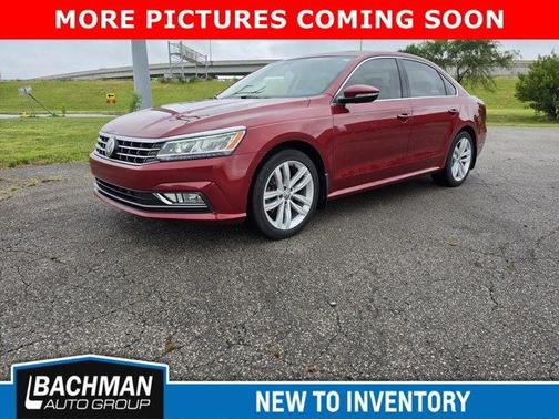 Fortana Red Metallic 2018 Volkswagen Passat 2.0T SE w/ Technology