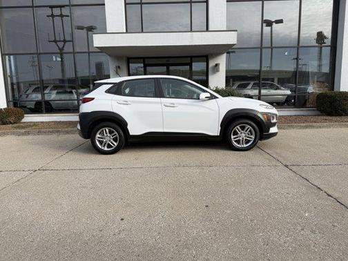 2021 Hyundai KONA SE