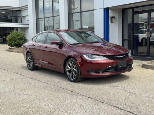 2015 Chrysler 200 S