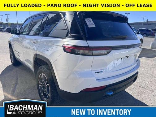 2022 Jeep Grand Cherokee 4xe Trailhawk